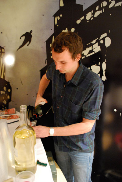 3323447075_3a1debc01c_b Aaron pouring wine
